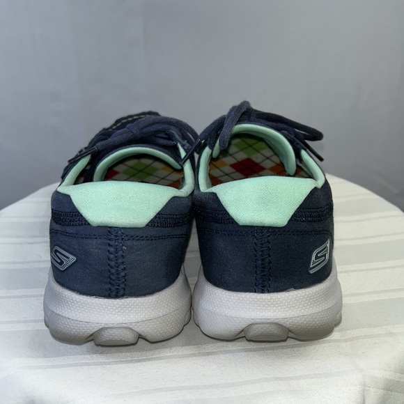 Sketchers On The Go Size 10 Denim Laced Shoes Cushioned - Picture 4 of 7